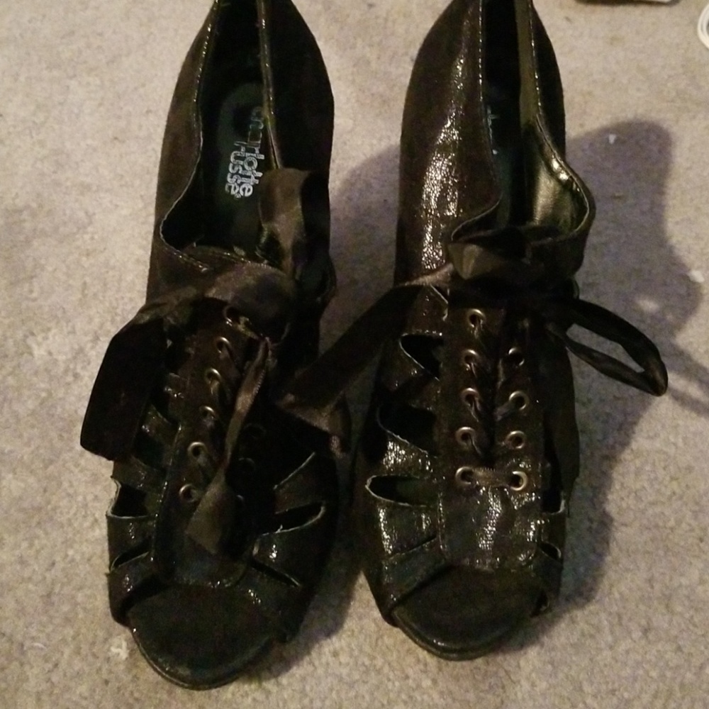 Lace up black open toe heels